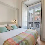 NEW! Unique 2 Bdr Apt River View Baixa Alfama C