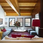 Principe Real Two Bedroom Loft