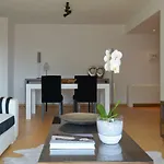 Panoramic Living