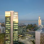 Panoramic Living