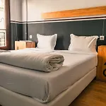 Hostel 4U