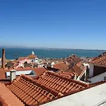 Alfama 2 You