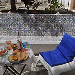 F! Lisbon Guest House