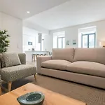 Feels Like Home Avenida da Liberdade Amazing Flat