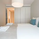 Flh Rato Spacious Apartment