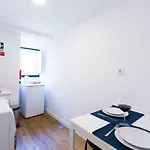 Ola Lisbon - Bairro Alto II