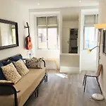 Cozy And Beautiful Flat In Great Location!