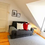 Cozy And Quiet Flat Near Avenida Da Liberdade