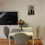 Cozy And Quiet Flat Near Avenida Da Liberdade