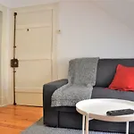 Cozy And Quiet Flat Near Avenida Da Liberdade
