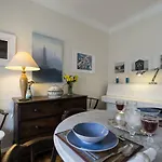 Belem Riverside Charming Apartment