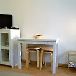 Stay In The Heart Of Alfama!