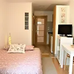 Stay In The Heart Of Alfama!