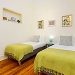 Whome Hideaway Family Apartment #1E