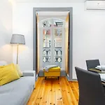 Whome | Downtown Family Apartment