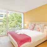 Saldanha Bright Home By The Portuguese Butler
