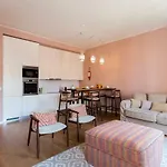 Joivy Sublime 2Br Apt On Restauradores Square Nearby Rossio Station