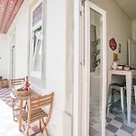 Stylish Apartment Near Av. Liberdade