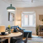 Feels Like Home Anjos Charming Apartment