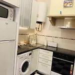 Excellent 2 Bedroom Apartment In Lisbon