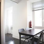 Feels Like Home Baixa Elegant Apartment