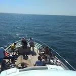 Lisbon Sea Suites - Lisbon Boat