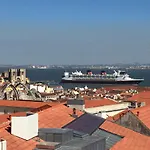 Dream View In Chiado