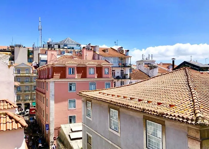 32 3 - Lisbon City Life Private Apartment, Bairro Alto