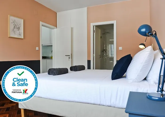 Cosmopolitan Comfort In Lisbon 4A- By Misha\'S Place
