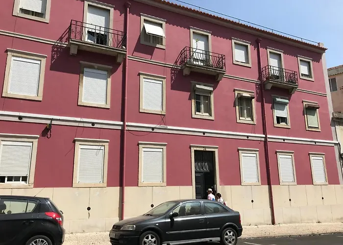 Sweet Apartment With Terrace In Central