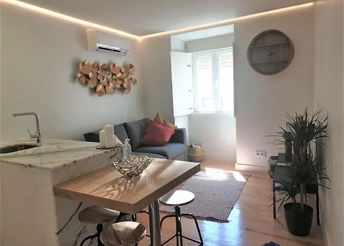 Principe Real Central Home