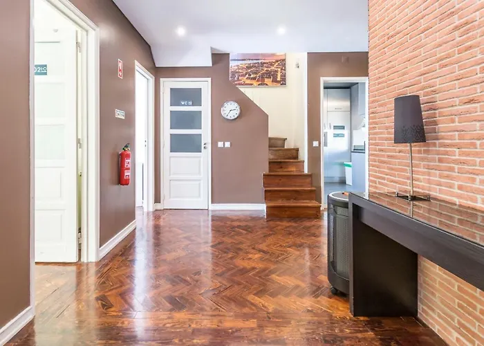 Houze_City Center, 5 Rooms Flat W/ Sunny Terrace