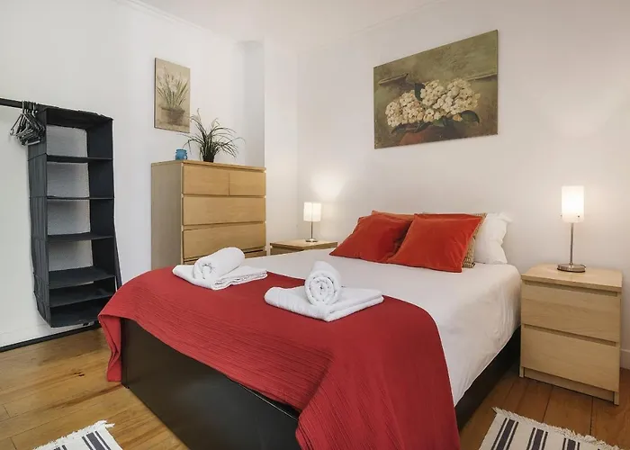 Lovely Bright Duplex - Prime Location