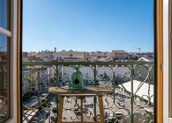 Lisbon Heart Apartments - Blue Apartment By Lovelystay