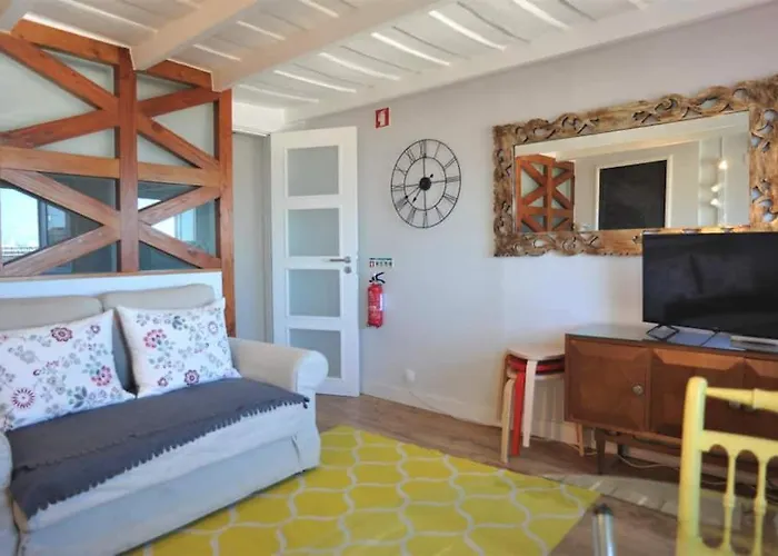 Alfama - Two Bedroom Apartment With River View