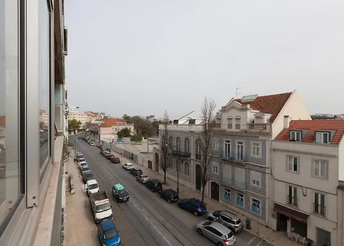 FLH Estefânia Charming Flat