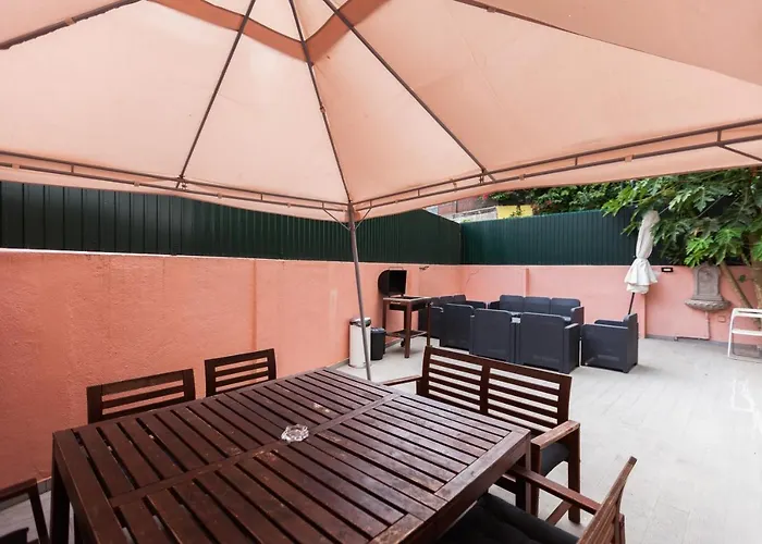 Flh Alameda Guest House
