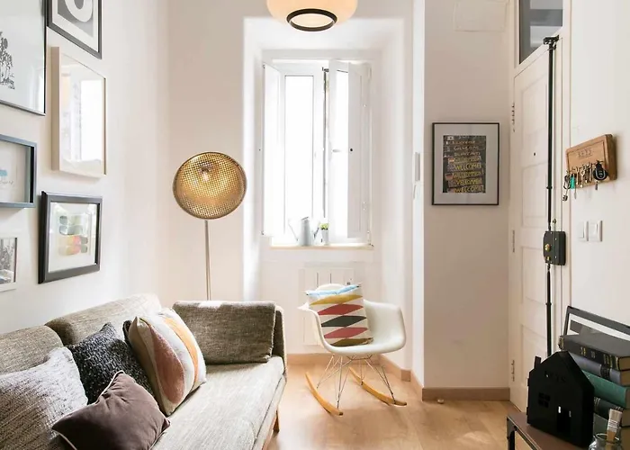 Charming Lisbon Home With Terrace St Amaro