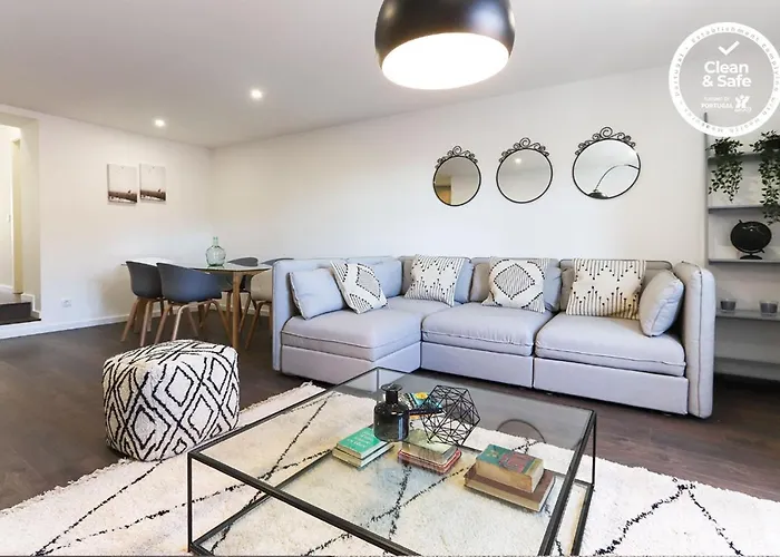 Benfica Apartments III By Homing