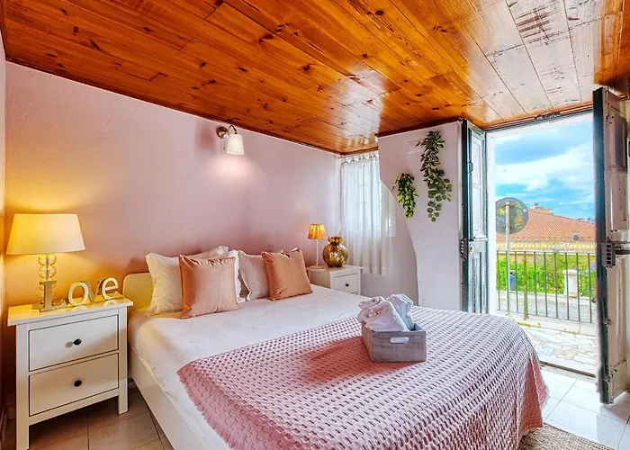 Inloveapartments - Dolls House At Downtown