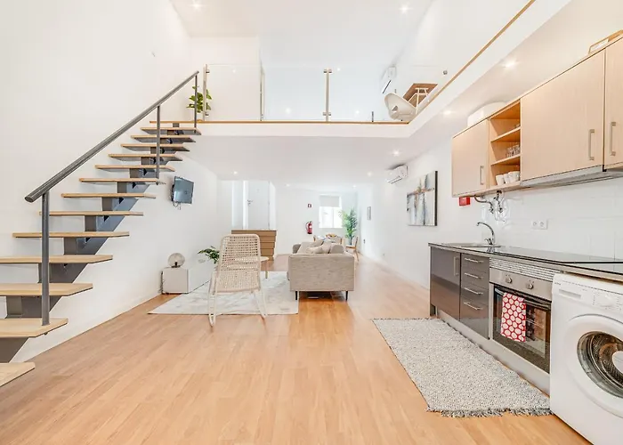 Fornos Deluxe Apartments