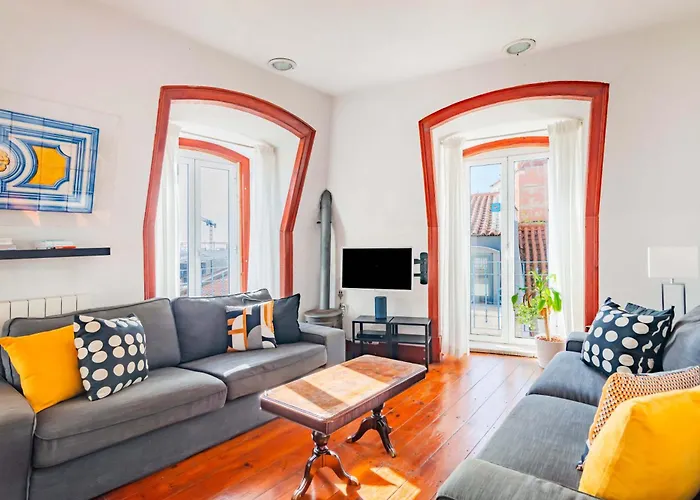 Bica\'S River View Duplex