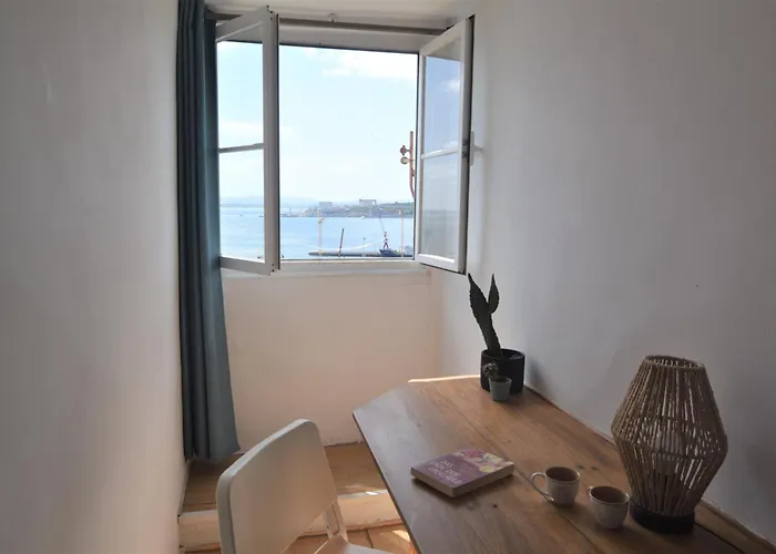 Santos Apartment In Central Lisbon With River View