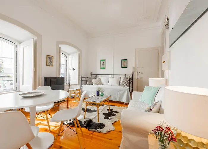 Spacious, Bright And Sunny Apartment, By Timecooler