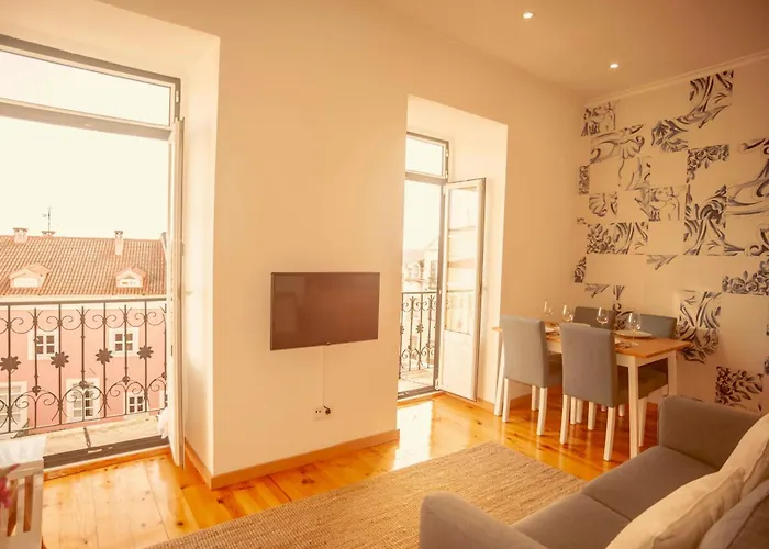 My Fair Lisbon - 2 Bedroom Apartment With River View