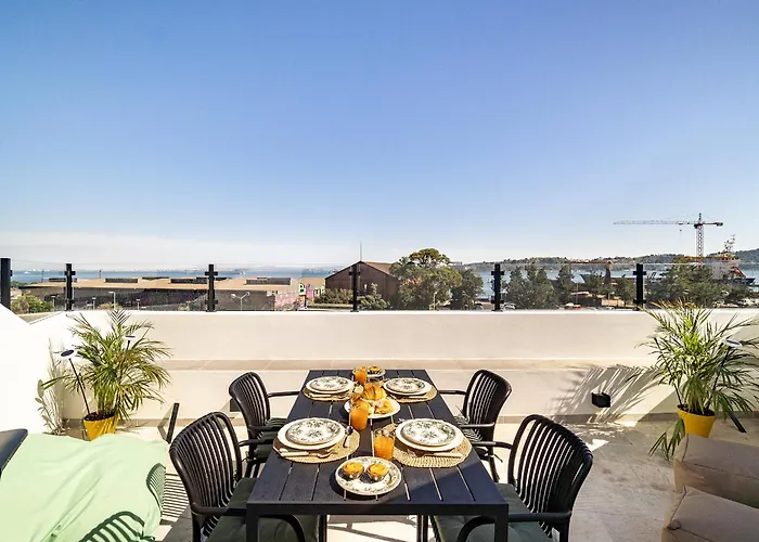 Whome Brand New Lisbon Rooftop With River View