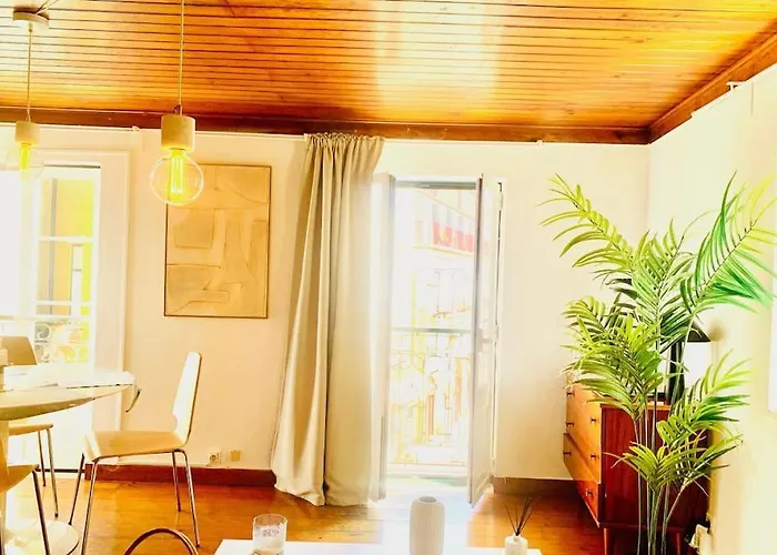 Alfama Best Location Apartment