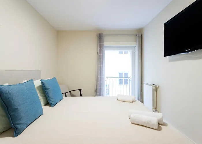 Shared Accommodation In Bairro Alto - Chiado