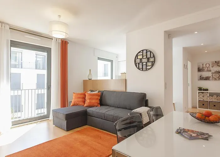 Bairrus Lisbon Apartments - Mello