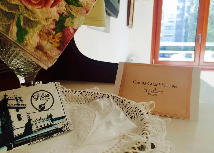 Canas Guest House in Lisbon (AL)